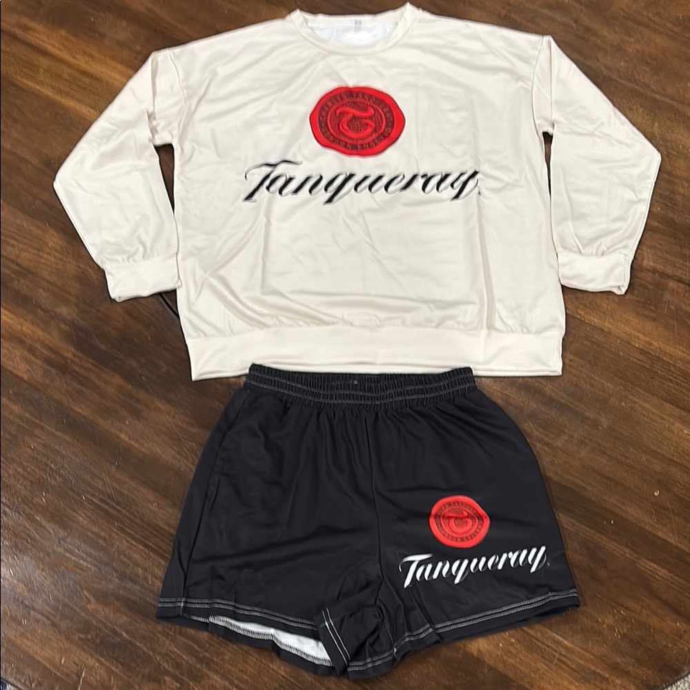 Tanqueray Sweatshirt and Shorts Set